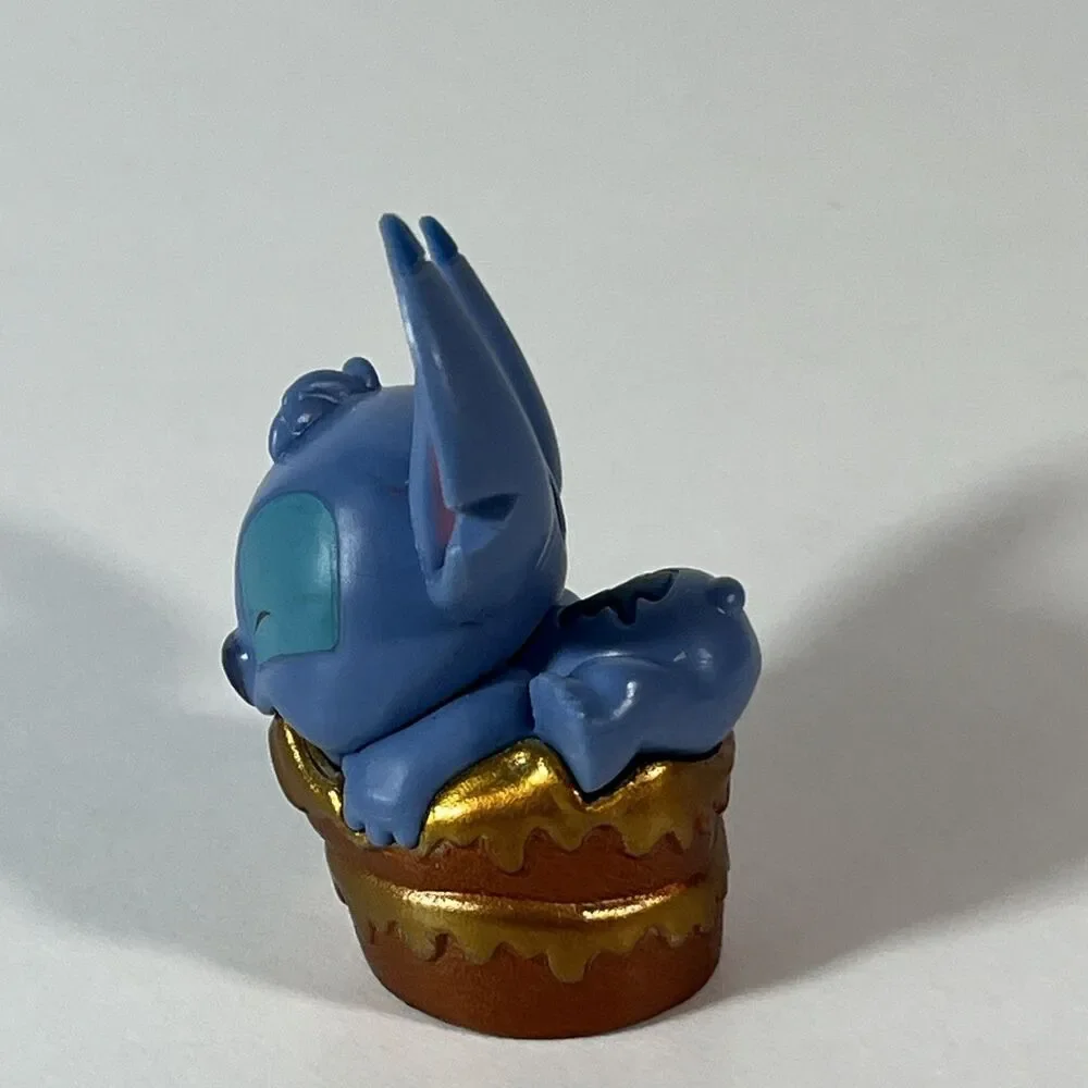 Disney Stitch Just Play Stitch with Cake Collectible Mini Figure